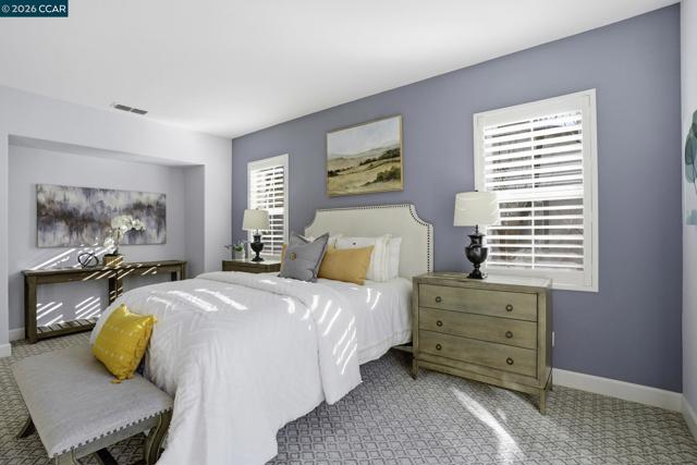 Image 16 of 43 For 5244 Montecito Dr