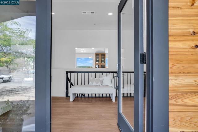 5505 Old School Rd, Pleasanton CA: https://media.crmls.org/mediaz/e488a56c-ee1c-4954-9a1b-1cb08d440986.jpg