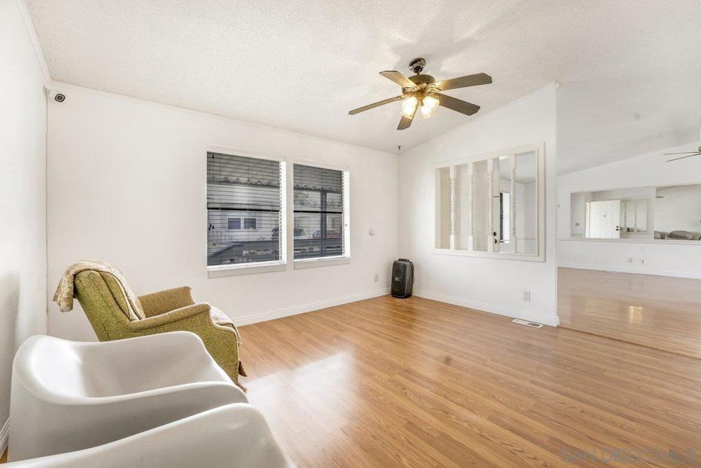 MLS #250034616SD image #9