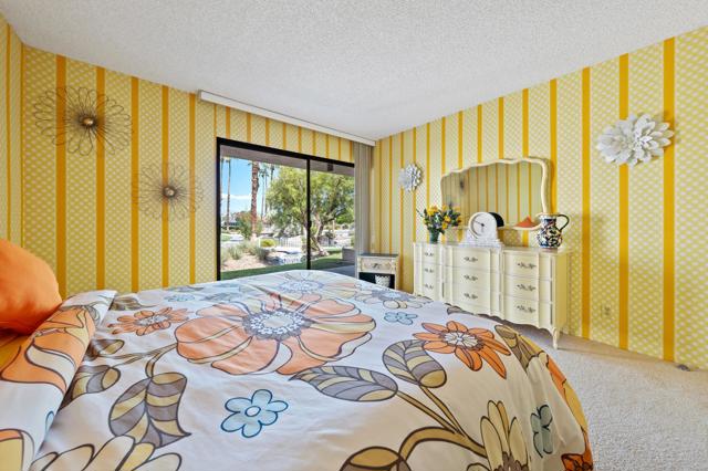 2696 S Sierra Madre, Palm Springs CA: https://media.crmls.org/mediaz/e48986cb-e3af-4db9-abb5-a148dcdb2a64.jpg