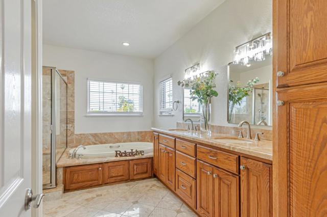 5140 Trade Wind Lane, Fremont CA: https://media.crmls.org/mediaz/e48a03c3-5b3c-47df-8dc1-44cacade54b7.jpg