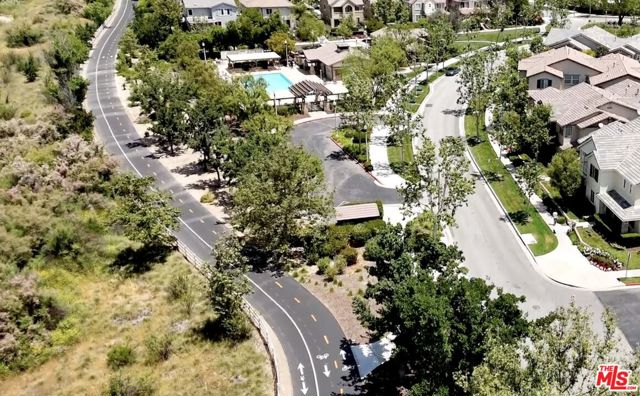 27356 Dearborn Drive, Valencia CA: https://media.crmls.org/mediaz/e48a1522-779a-4345-8adb-c71b8be62004.jpg