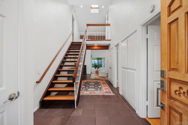 Detail Gallery Image 3 of 42 For 2647 Cazadero Drive, Carlsbad,  CA 92009 - 3 Beds | 2 Baths