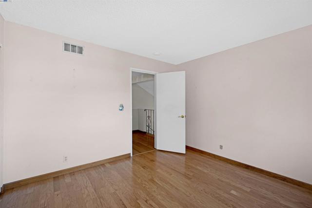 3608 Siskiyou Ct, Hayward CA: https://media.crmls.org/mediaz/e48aa84d-06a4-4d71-93f4-b3c564bfadb9.jpg
