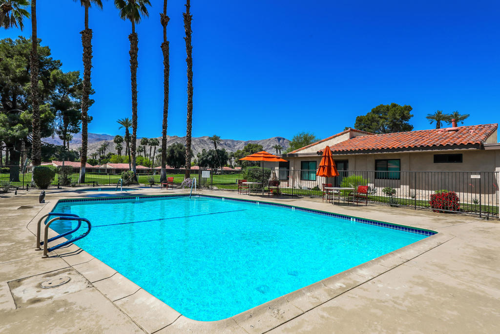 89 La Ronda Drive
