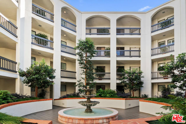 2131 Century Park Lane, Los Angeles CA: https://media.crmls.org/mediaz/e48c2d11-b50b-46ae-9589-a5e4f0766930.jpg