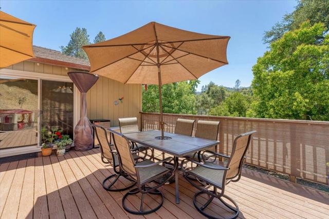 335 Hallsons Lane, Ben Lomond CA: https://media.crmls.org/mediaz/e48c62c7-1ecf-484e-a953-74881cd3f76c.jpg