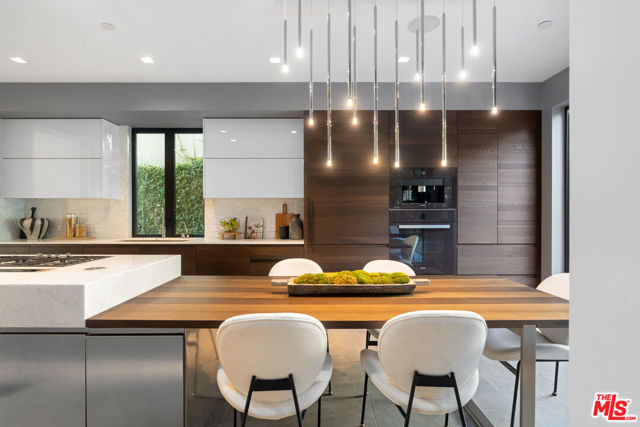 1146 Sierra Alta Way, Los Angeles CA: https://media.crmls.org/mediaz/e48c64ef-b392-46c6-a4df-bff622faedfe.jpg