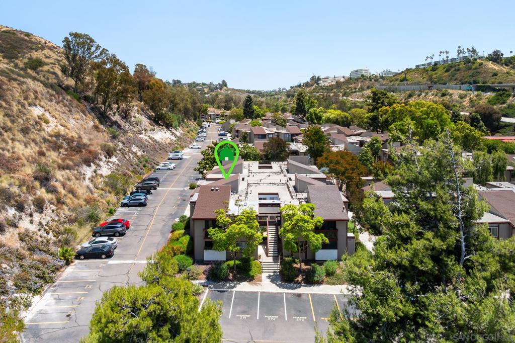 5422 Adobe Falls