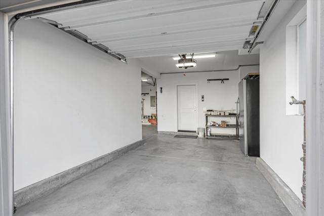5636 Fallbrook Court, Dublin CA: https://media.crmls.org/mediaz/e48d099c-0e05-4683-98ad-fce96234c0b6.jpg