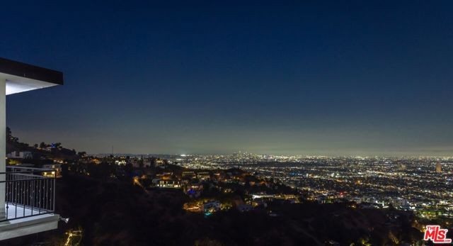 1556 Blue Jay Way, Los Angeles CA: https://media.crmls.org/mediaz/e48d2147-dec6-445a-b211-9b2ce446a9d3.jpg