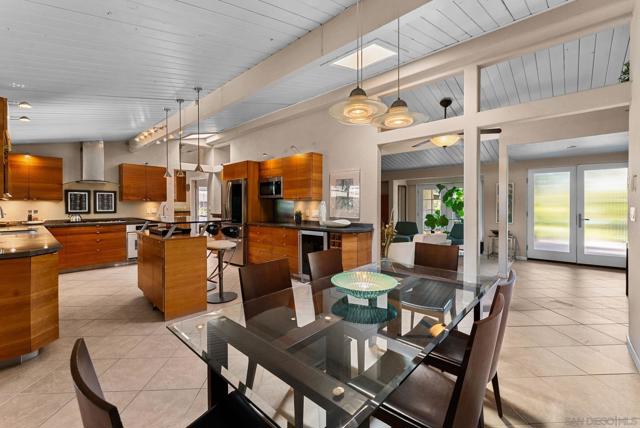 1767 Wind River Road, El Cajon CA: https://media.crmls.org/mediaz/e48dab0f-4f05-4471-8cf4-10cd98942930.jpg