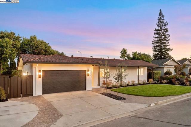 2662 Tuliptree Ln, Santa Clara CA: https://media.crmls.org/mediaz/e48e5055-6772-4288-afcd-a63d31fe7612.jpg