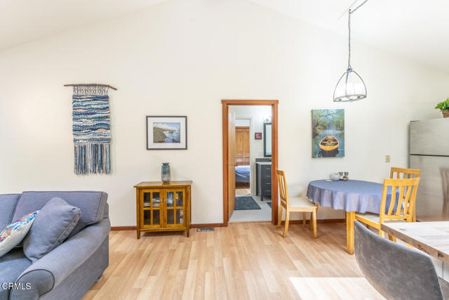 10941 Gurley Lane, Mendocino CA: https://media.crmls.org/mediaz/e48f4708-6eeb-4076-8ff8-90ccdcd12a6b.jpg
