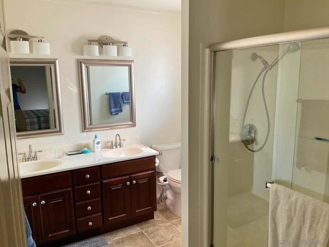 525 W El Norte Parkway, Escondido CA: https://media.crmls.org/mediaz/e48fea42-a54a-496c-a61c-fb517a56f58c.jpg