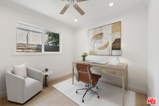 2806 Pacific Coast Highway, Torrance CA: https://media.crmls.org/mediaz/e49040fb-eb36-4add-aaf1-396ba41f22ea.jpg