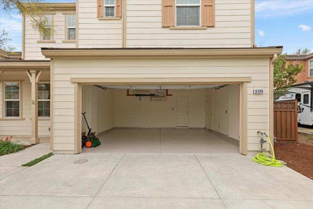 16948 Cory Drive, Morgan Hill CA: https://media.crmls.org/mediaz/e4908652-207e-4d10-8b6a-e8eaf939098d.jpg