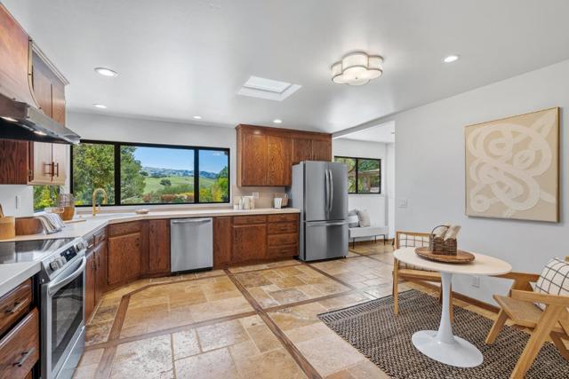 17 Calera Canyon Road,  CA: https://media.crmls.org/mediaz/e491c197-d58c-4650-a9bd-b867ed9cc146.jpg