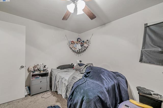 4655 Augustine St, Pleasanton CA: https://media.crmls.org/mediaz/e4925411-c6a3-4701-ac84-7195970fdd3a.jpg