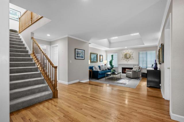 316 Valdez Avenue, Half Moon Bay CA: https://media.crmls.org/mediaz/e49358ca-1a4d-4ecc-a867-9a2396d15d17.jpg