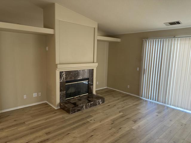 79900 Independence Way, La Quinta CA: https://media.crmls.org/mediaz/e495b956-01ef-4f73-87ce-a4fb6ac352c5.jpg