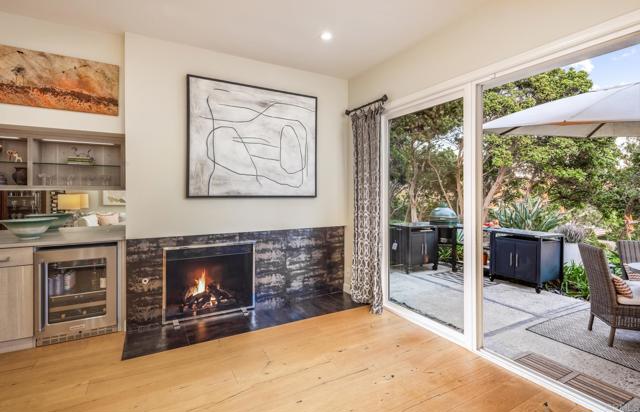 7031 Estrella De Mar Road, Carlsbad CA: https://media.crmls.org/mediaz/e496672d-561f-4cf3-9412-802cb50b641a.jpg
