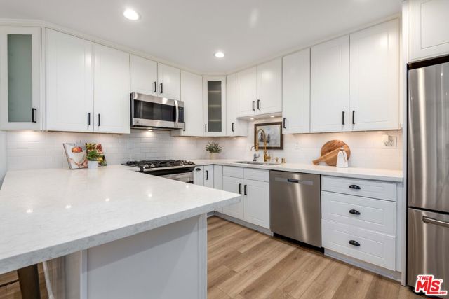 5901 Canterbury Drive, 5 photo 8