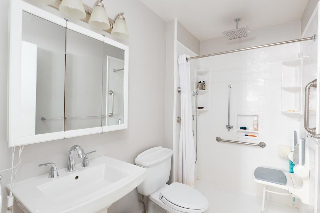 5747 Bounty Street - photo 12