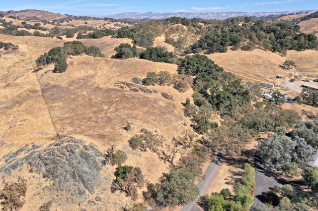 1 Little Uvas Road, Morgan Hill CA: https://media.crmls.org/mediaz/e4979c39-9069-4d00-bbcf-0b5d9b3531c6.jpg
