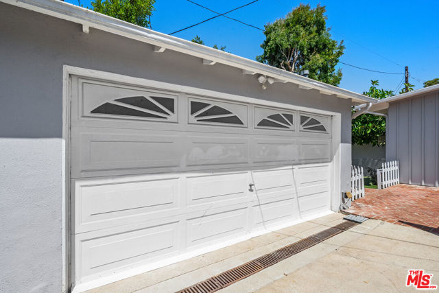 769 Wildomar, Pacific Palisades CA: https://media.crmls.org/mediaz/e49821ba-7b16-4784-9354-e2947e2f3c06.jpg