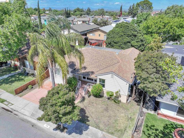 Image 6 of 40 For 120 Hillcrest Ave