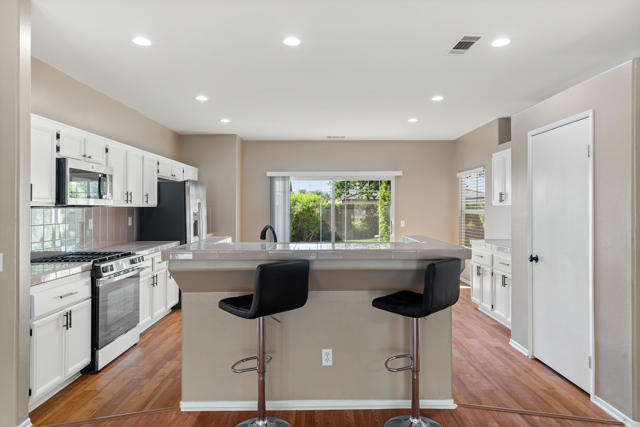 Image 15 of 50 For 83160 Shadow Hills Way