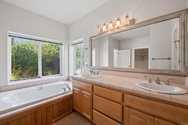 Detail Gallery Image 28 of 74 For 2596 Green Canyon Rd, Fallbrook,  CA 92028 - 4 Beds | 2/1 Baths