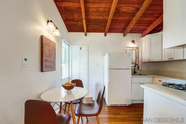 4341 43 Banning St, San Diego CA: https://media.crmls.org/mediaz/e49aa45c-483b-4092-876c-f1dbb6f3dd4a.jpg