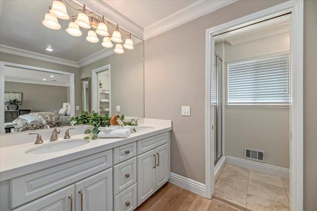 6692 Leyland Park Drive, San Jose CA: https://media.crmls.org/mediaz/e49b39e1-2e49-4e53-8ac3-3f55cb5e3781.jpg