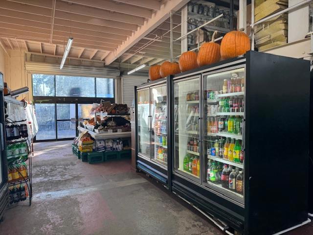3876 3876 El Camino Real, Palo Alto CA: https://media.crmls.org/mediaz/e49bbecb-21fe-4edd-add1-1491eab3a7b8.jpg