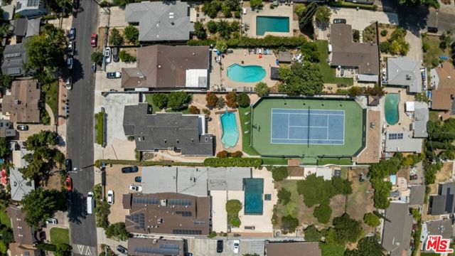 6443 Matilija Avenue, Van Nuys CA: https://media.crmls.org/mediaz/e49bdb3a-5568-444d-b5c9-f45fe8adb0dc.jpg