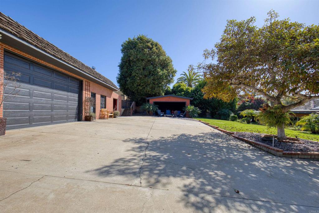 215 Vulcan Drive - photo 12