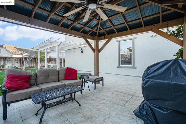 Image 27 of 42 For 1174 Tropicana Ln