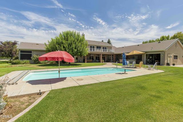 Image 4 of 69 For 211 Moon Ranch Street
