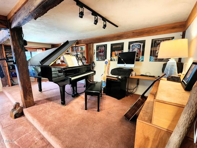 31351 Comptche Ukiah Road, Comptche CA: https://media.crmls.org/mediaz/e49d6fce-3fc8-427a-8433-ec9c459731a7.jpg
