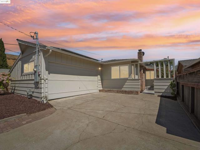 589 Evangeline Way, Hayward CA: https://media.crmls.org/mediaz/e49dcc5d-badb-4f83-ab30-60800718c799.jpg