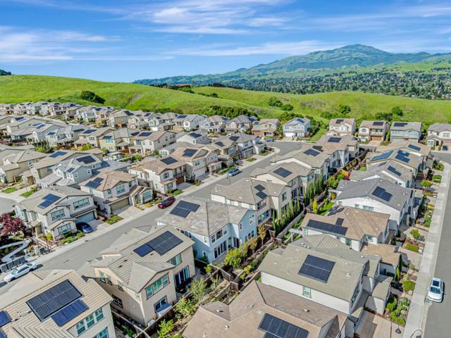 232 Via Encanto, San Ramon CA: https://media.crmls.org/mediaz/e49dd63c-1d73-445b-b572-906a1fd42c24.jpg