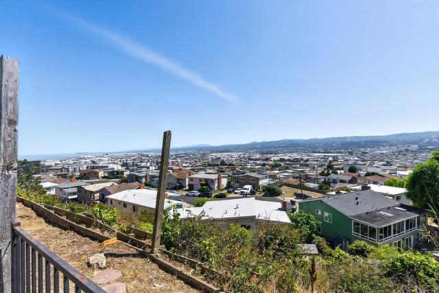 541 Diamond Avenue, South San Francisco CA: https://media.crmls.org/mediaz/e49e54f7-290f-4eba-a79b-ba7aae43ffad.jpg