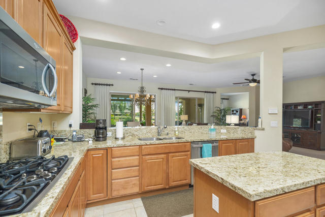 81126 Avenida Lorena, Indio CA: https://media.crmls.org/mediaz/e49f1c0c-ed2c-4802-af1e-c64b90b706df.jpg