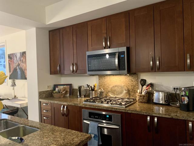 Image 2 of 13 For 5490 La Jolla Blvd  K213