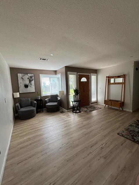 12445 Alta Mesa Road, Herald CA: https://media.crmls.org/mediaz/e49fcd8a-7a56-4712-97d8-84a8372564b0.jpg