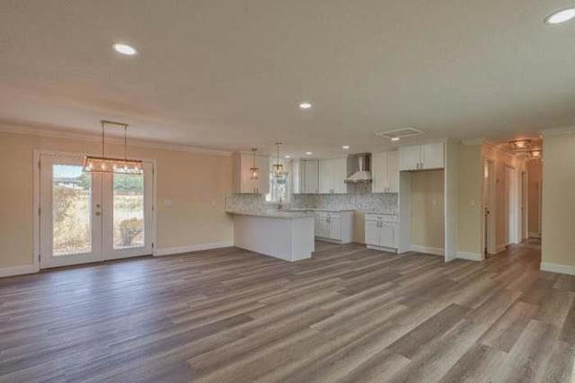 628 DelMonte Circle, Gonzales CA: https://media.crmls.org/mediaz/e4a0e4ca-55b1-438c-9a65-f8cb51c721dc.jpg