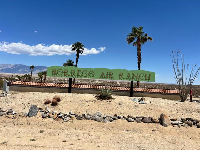 4236 Connie Lane, Borrego Springs CA: https://media.crmls.org/mediaz/e4a1479c-6d8a-4e87-a8d3-dc767ead7bf0.jpg