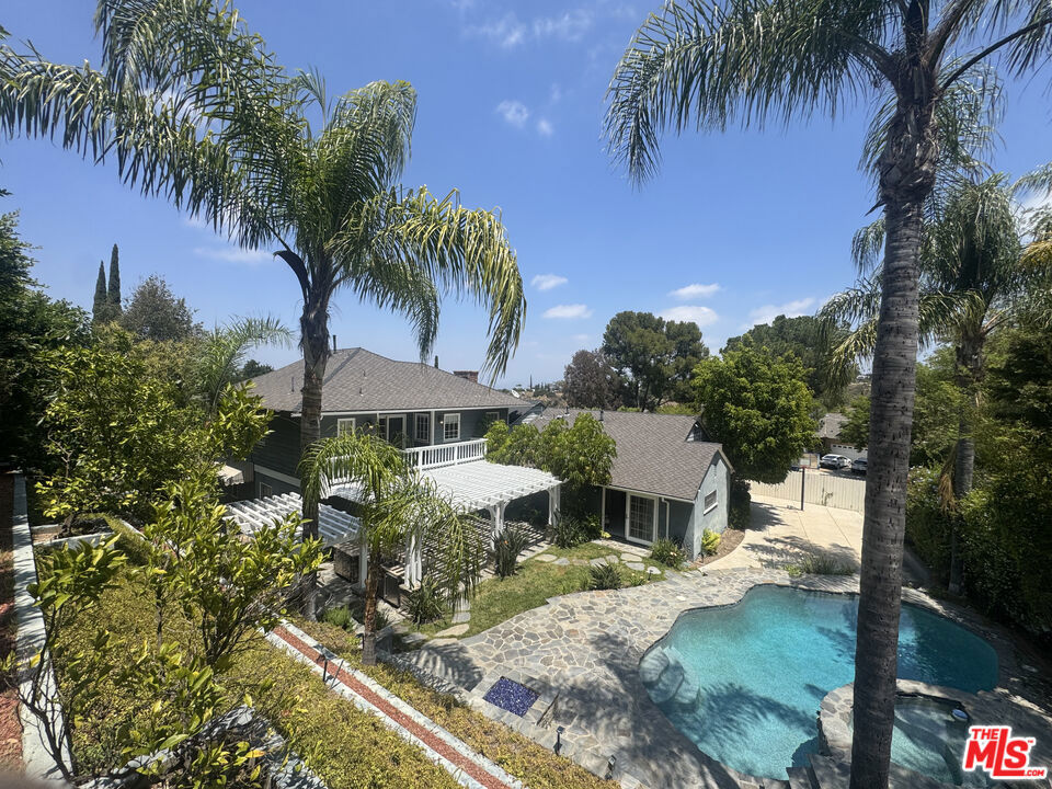 3690 Crownridge Drive